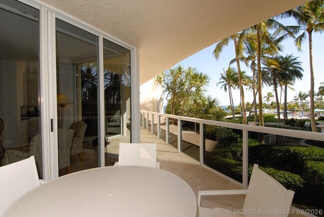 Foto del edificio - 3200 N Ocean Blvd