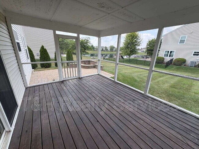 Foto del edificio - 13046 Greendale Ln