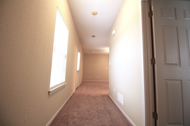 Foto del edificio - 12814 E 47th Terrace Ct S