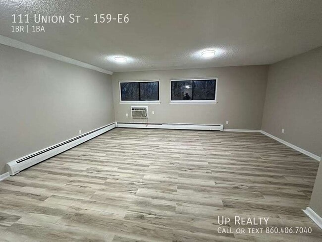 Building Photo - 111 Union St