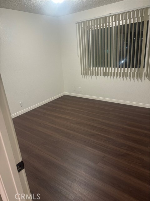 Foto del edificio - 811 Java Ave