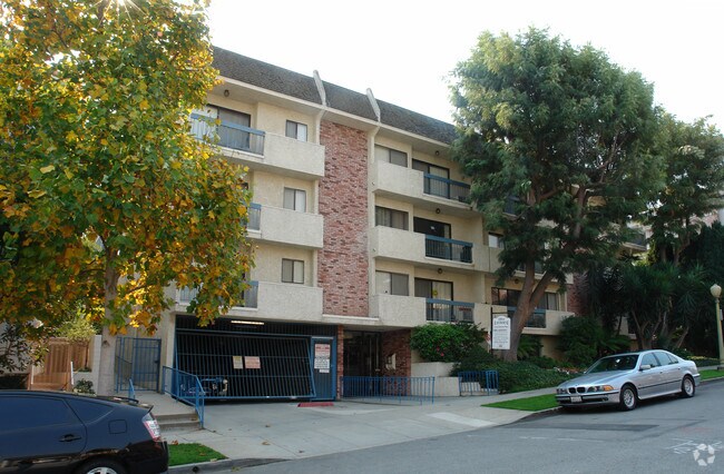 Building Photo - Eastborne III Apartments