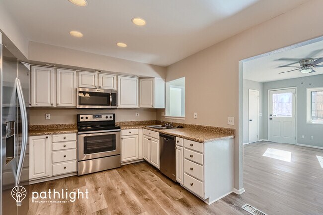 Building Photo - 4103 S Jasper St, Aurora, CO, 80013