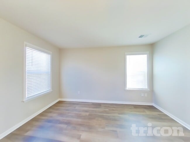 Foto del edificio - 634 Ridgeville Crossing Dr