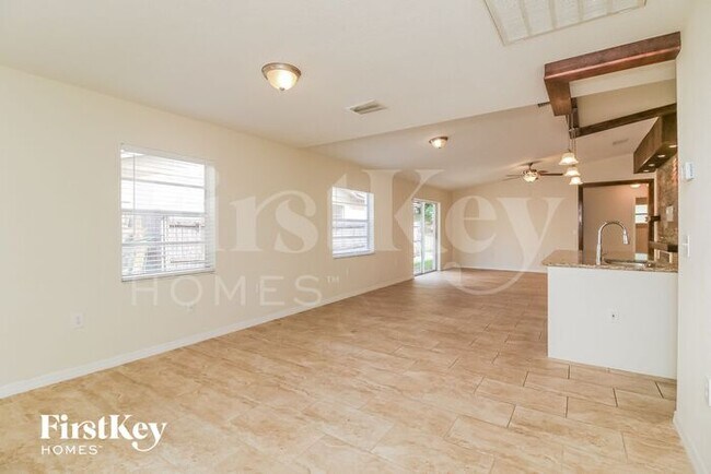 Building Photo - 8443 N River Dune St