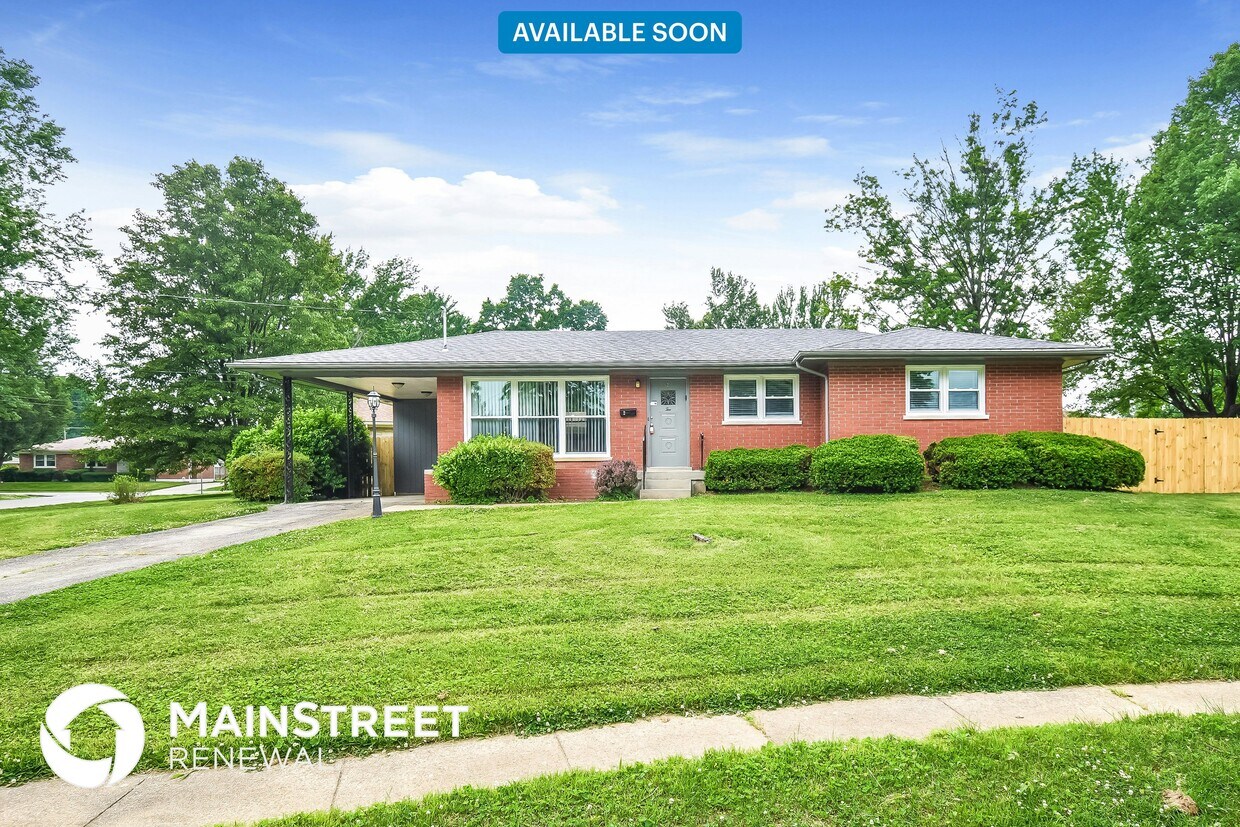 Primary Photo - 2 Addison Ct