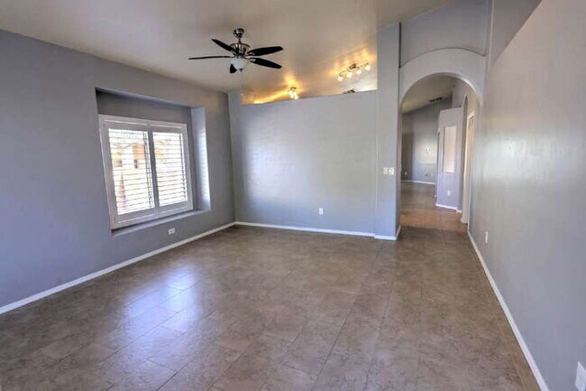 Building Photo - Rancho Sahuarita