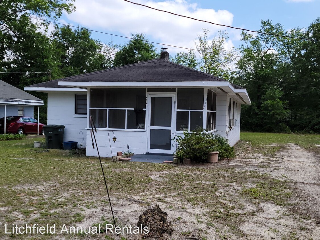 Primary Photo - 3 br, 1 bath House - 658 BERRY ST