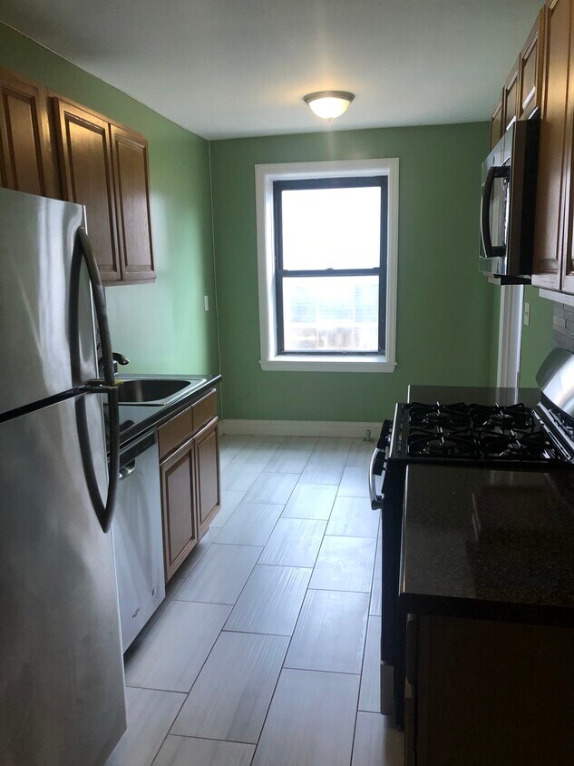 226 Brookside Ave Unit 1st, Mount Vernon, NY 10553 Apartments in