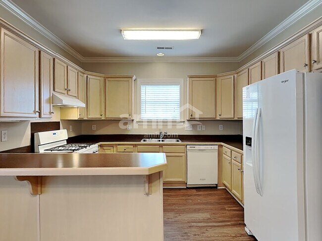 Building Photo - 4307 Sages Ave
