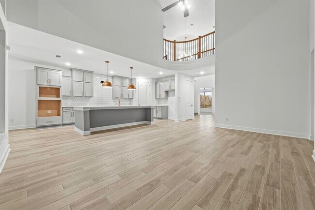 Foto del edificio - 2714 Sweet Honey Ln