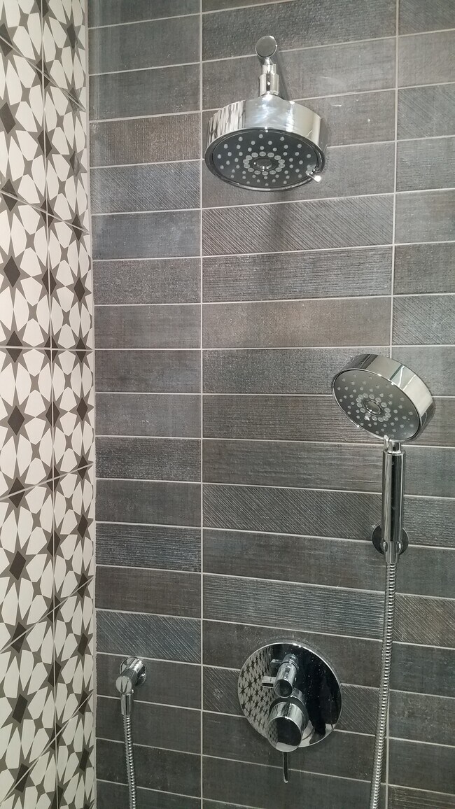 Foto del edificio - 968 Larrabee St