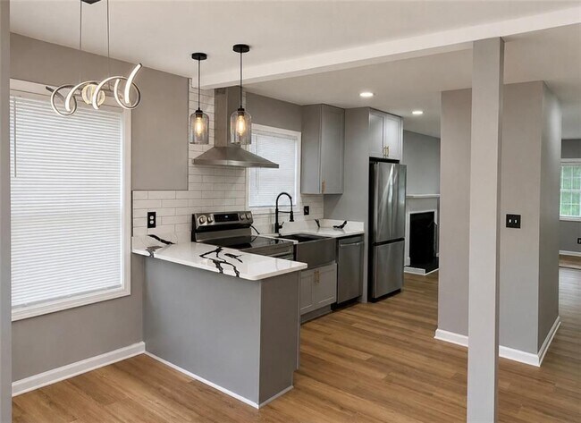 Foto del edificio - 5471 Park Pl S
