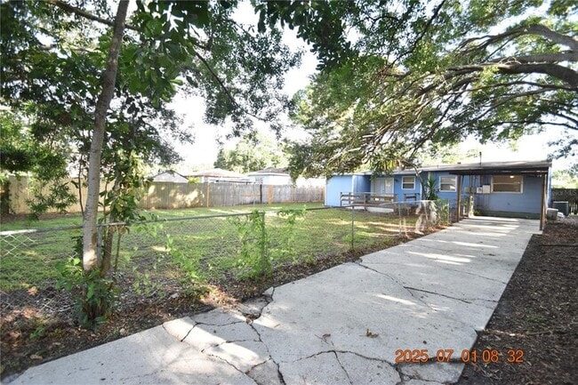 Building Photo - 818 49th Ave N