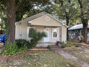 Building Photo - 1314 N Bronough St