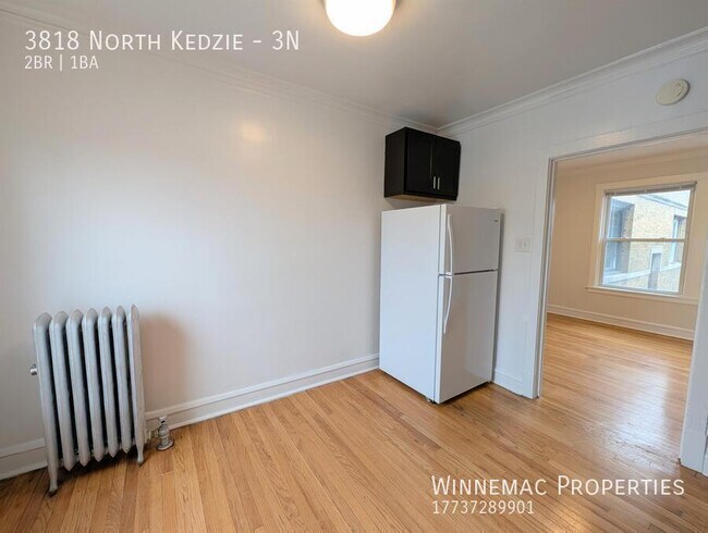 Foto del edificio - 3818 North Kedzie-3N
