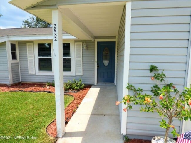 Building Photo - 2932 Dakota Dr