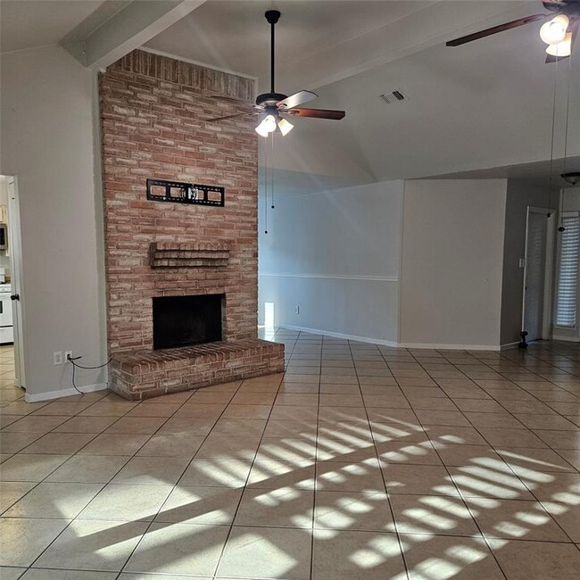 Building Photo - 23219 Briarcreek Blvd
