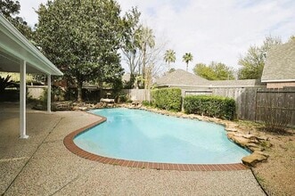 Building Photo - 4007 Alice Dr