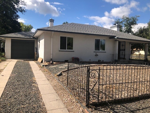 Building Photo - 1703 E Cache La Poudre St