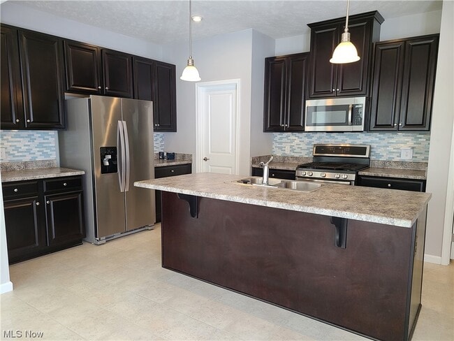 Building Photo - 4710 Gooseberry Knoll