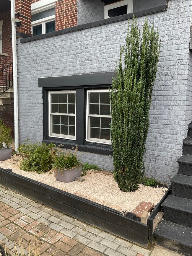 Foto del edificio - 4320 Sheldon Ave