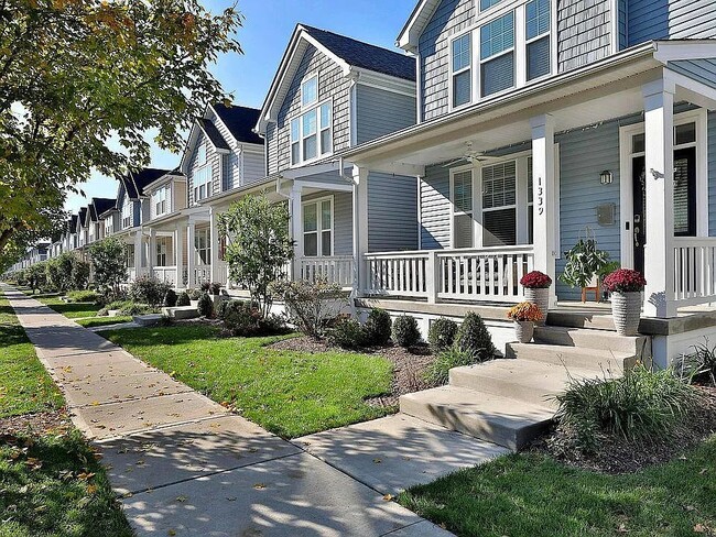 Building Photo - 1335 N Grant Ave