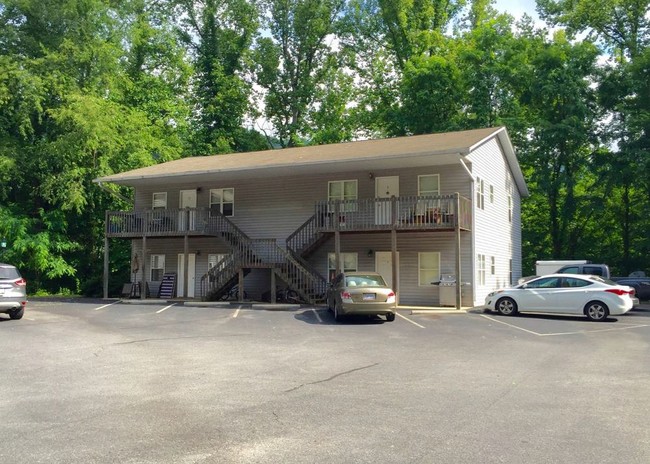 Building Photo - Mica Ridge Apartments