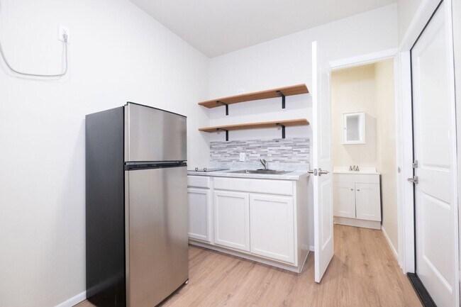 Foto del edificio - Studio Efficiency Apartment