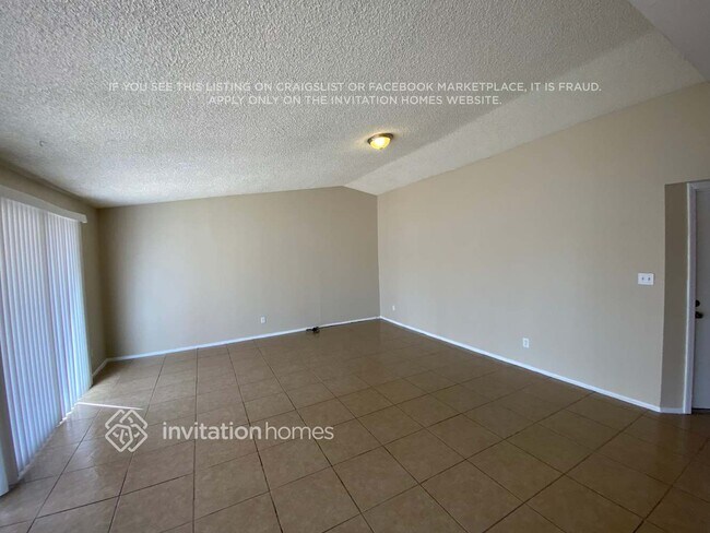 Foto del edificio - 8223 W Hazelwood St