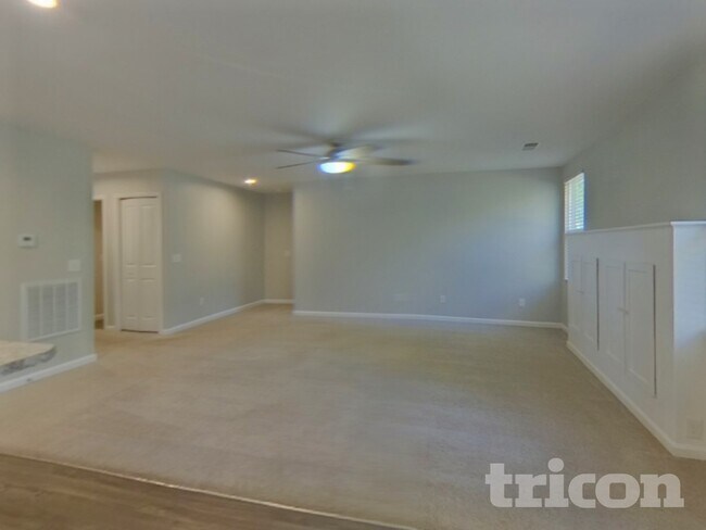 Foto del edificio - 137 Portchester Ln