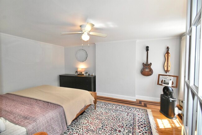 Foto del edificio - 214 8th St