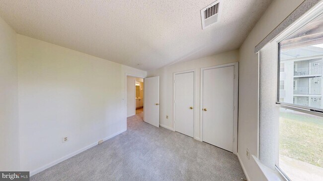 Foto del edificio - 2806 Clear Shot Dr