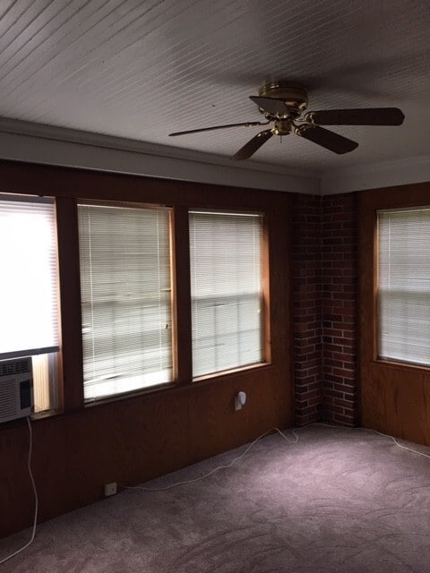Building Photo - 3-bedroom 2-bath brick home
