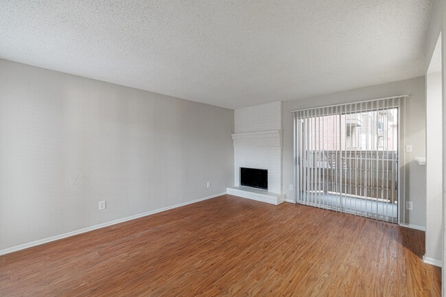 Foto del edificio - Champion Oaks