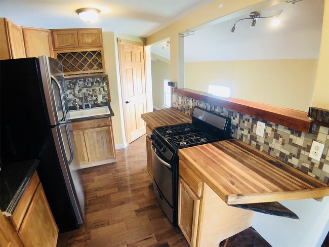 Foto del edificio - 58 E Court St