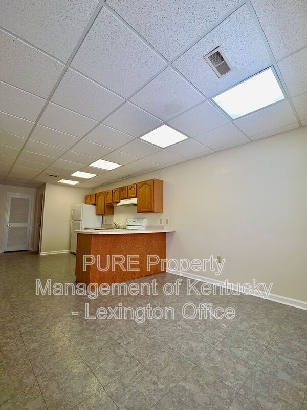 Foto del edificio - 3045 Colonel Rd