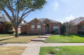 Building Photo - 1608 Woodhaven Ct