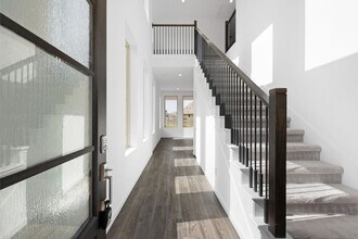 Building Photo - 4914 Chester Lk Ln