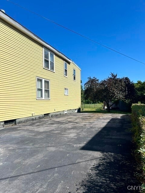 Building Photo - 123 Sheldon Ave