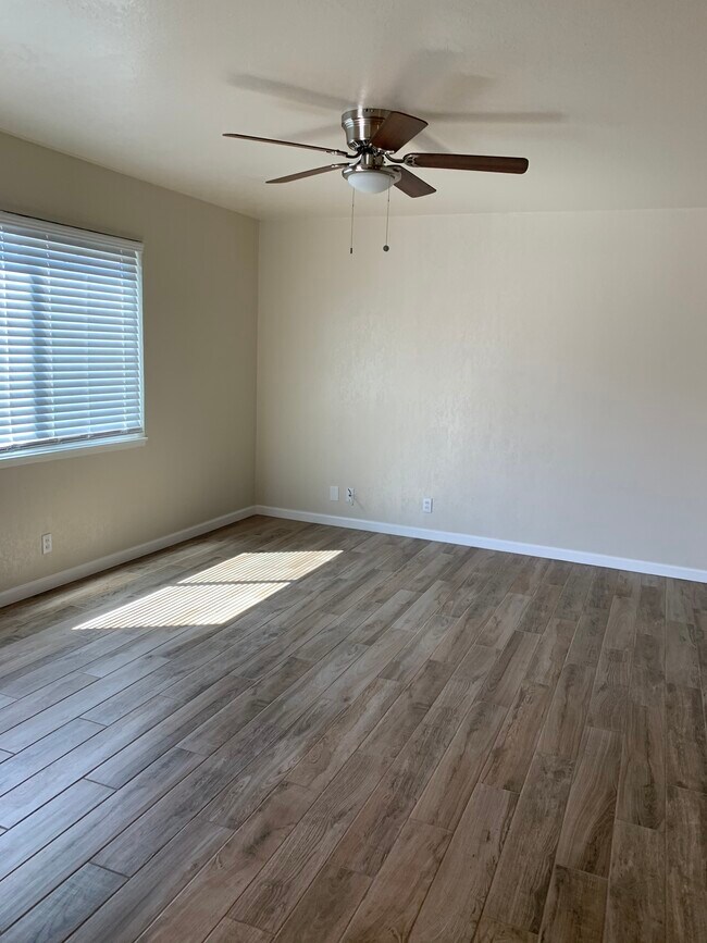Building Photo - 3057 Westboro Dr