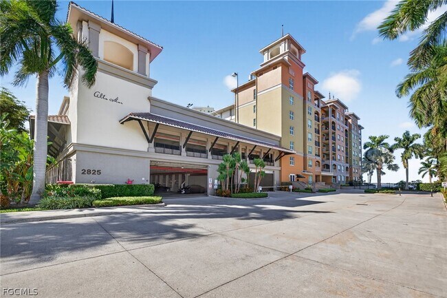 Foto del edificio - 2825 Palm Beach Blvd