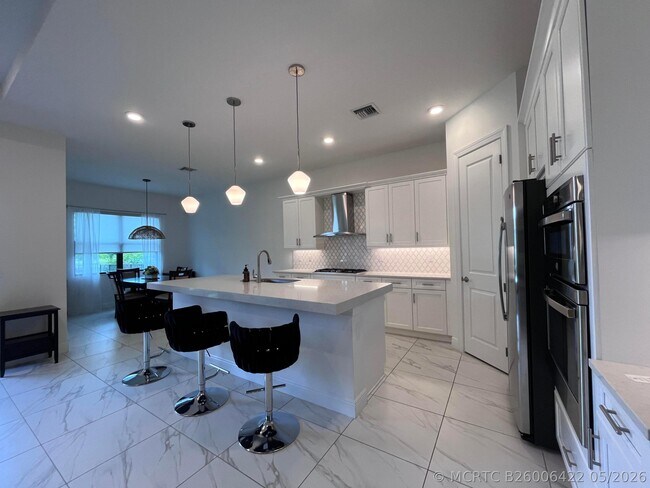 Foto del edificio - 5663 St Armands Way
