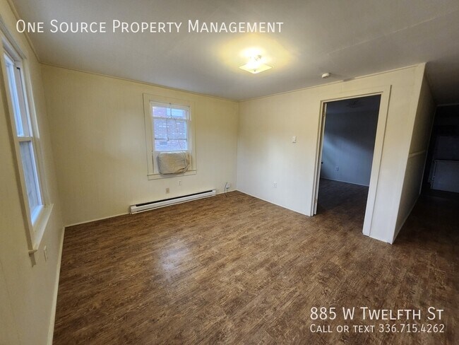 Foto del edificio - 885 W Twelfth St-