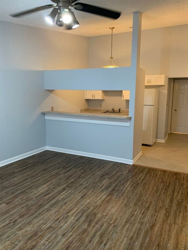 Foto del edificio - 2113 Sandpiper St