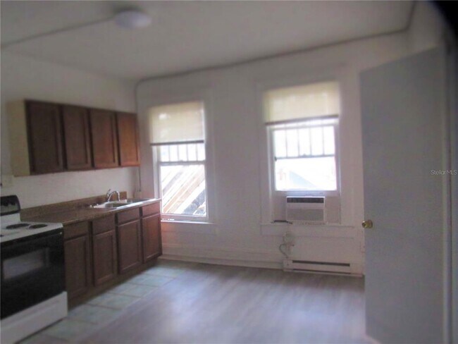 Foto del edificio - 730 4th Ave N