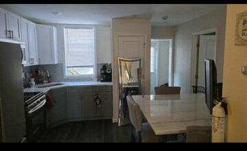 Building Photo - 925-929 Colonia Rd