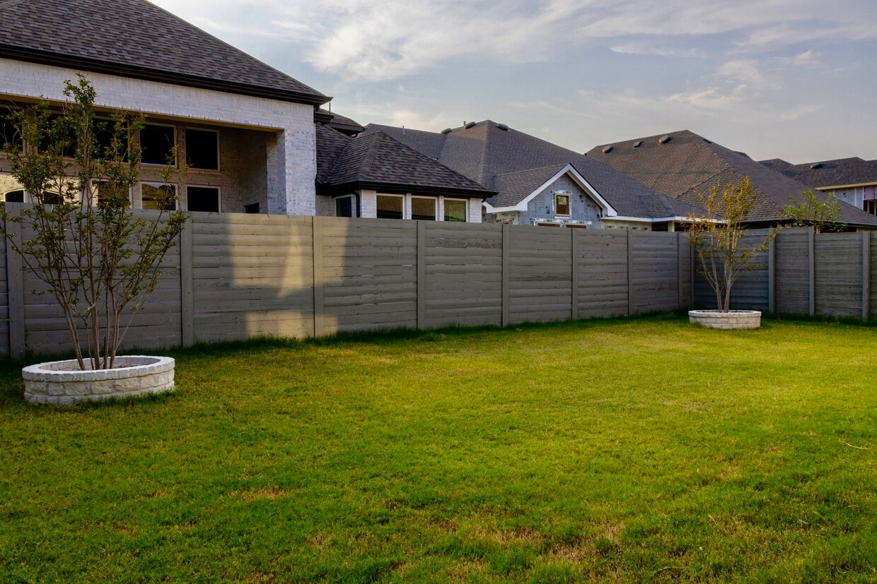 Foto principal - 1725 Friendship Ln