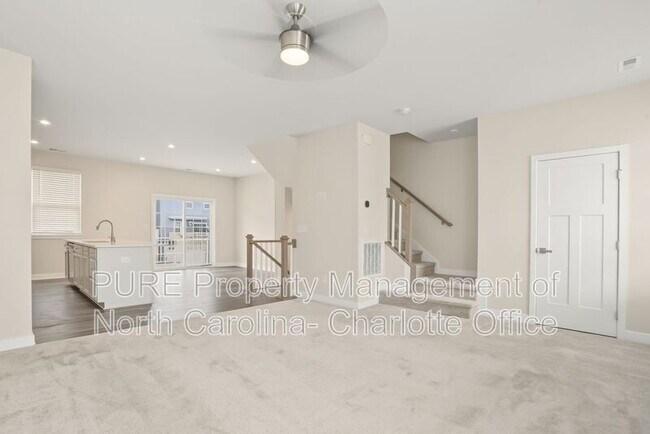 Foto del edificio - 2140 Autumn Cyprus Ave