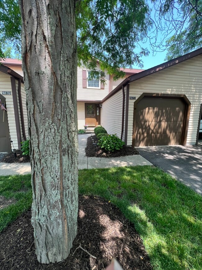 9672 E Idlewood Dr Unit na, Twinsburg, OH 44087 Condo for Rent in